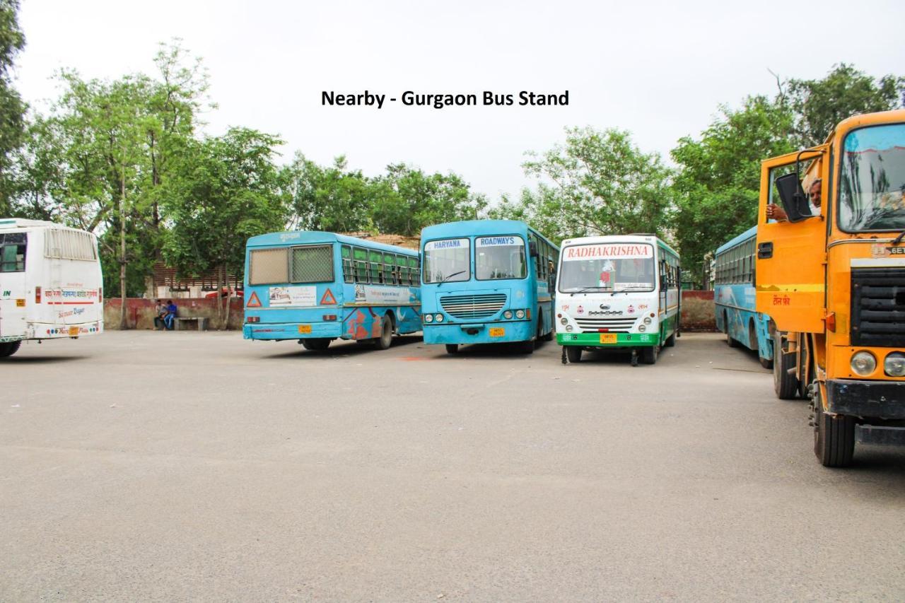 Oyo 8110 Nstay 31 Gurgaon Exterior photo